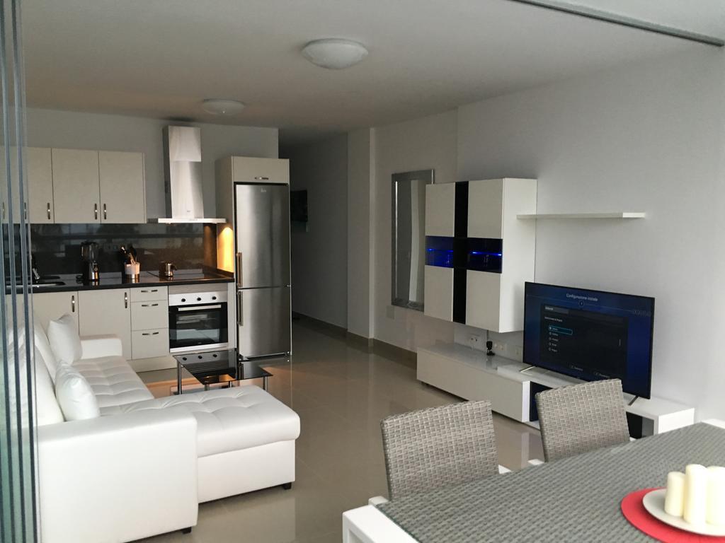 Appartaments Deluxe Apartment ปลายา เดล อิงเกลส ภายนอก รูปภาพ