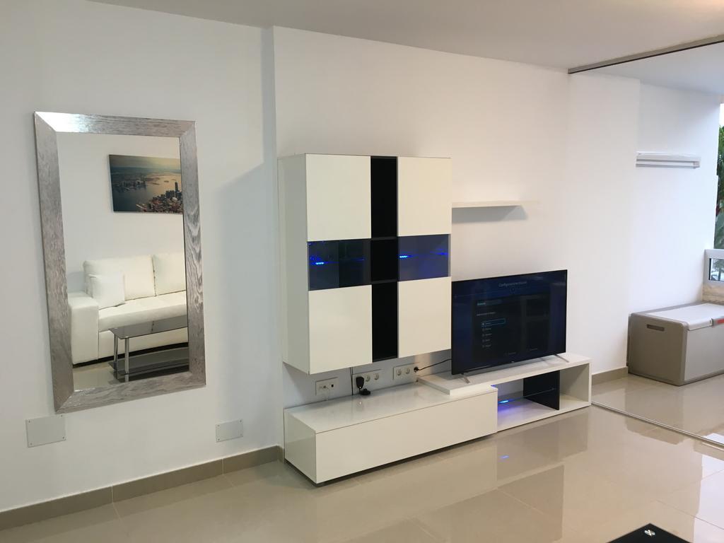 Appartaments Deluxe Apartment ปลายา เดล อิงเกลส ภายนอก รูปภาพ