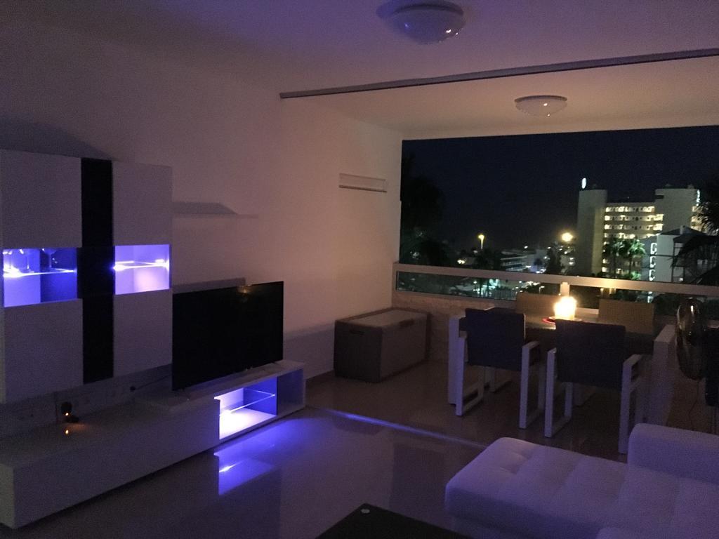 Appartaments Deluxe Apartment ปลายา เดล อิงเกลส ภายนอก รูปภาพ